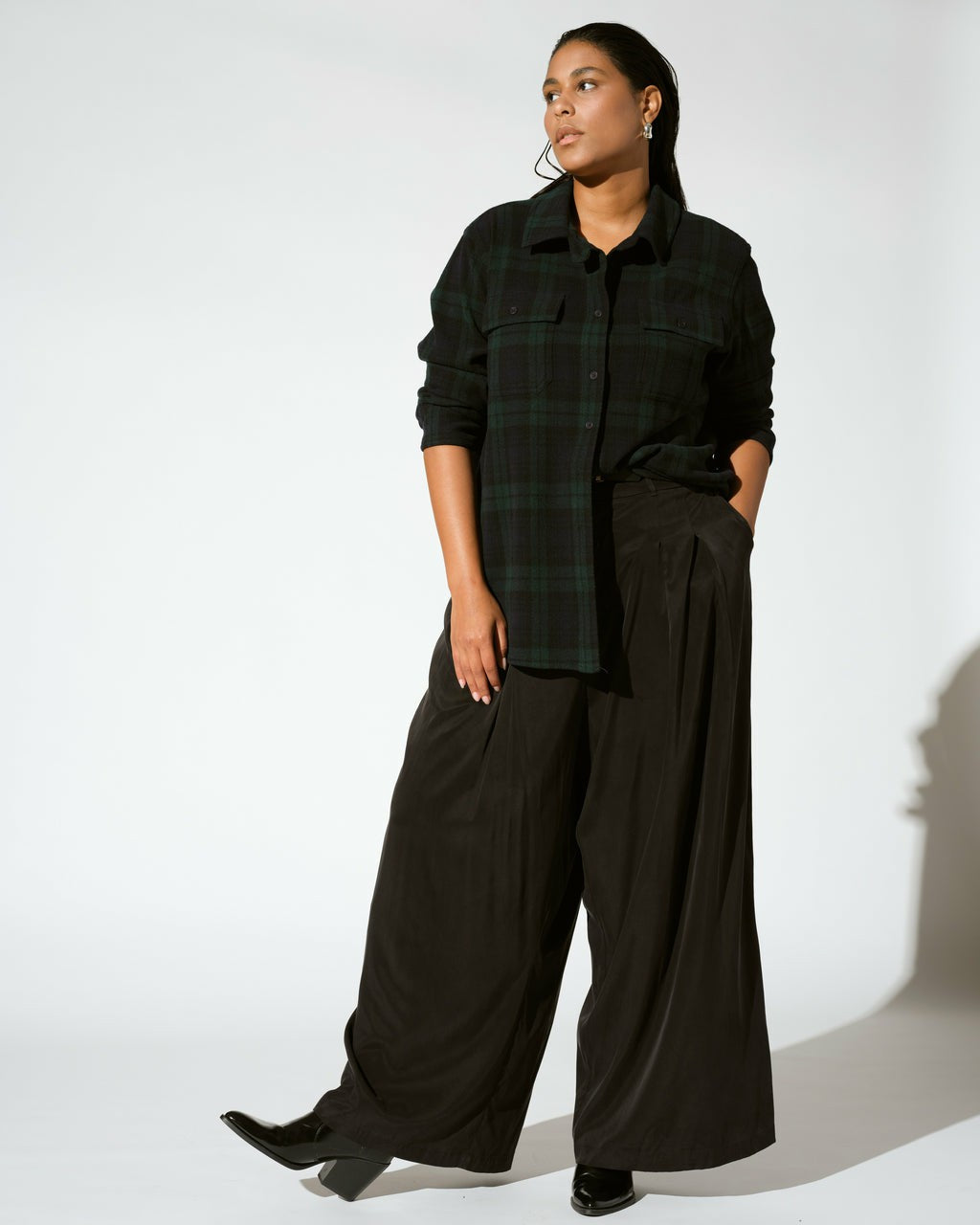 Palais Cooling Cupro Wide Leg Pant - Black | Universal Standard
