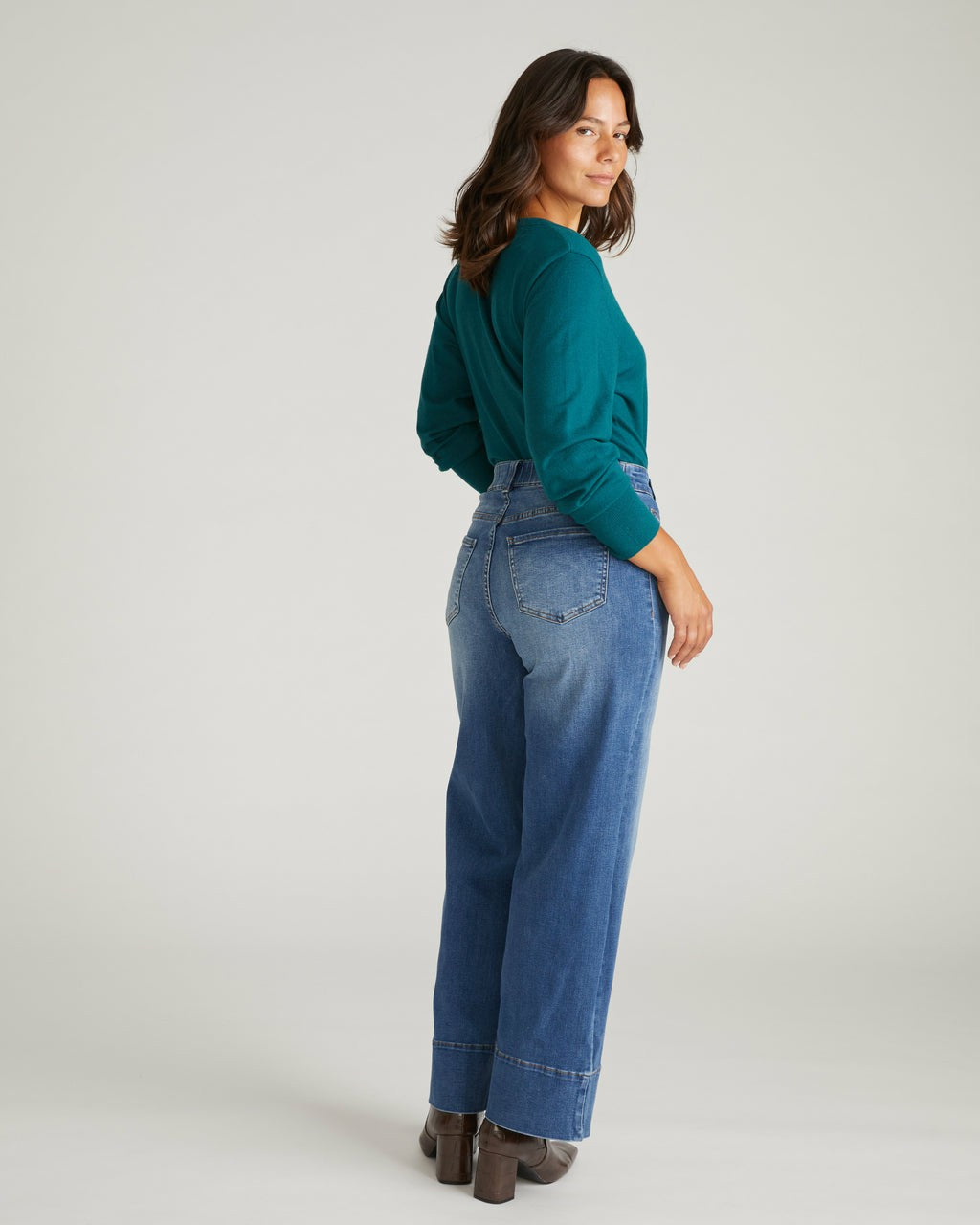 Claudia High Rise Stretch Jeans - Anzio Blue | Universal Standard