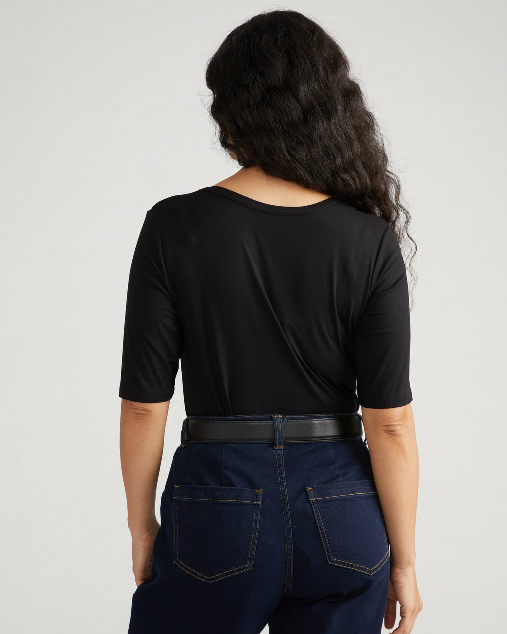 Lily Liquid Jersey V-Neck Stovepipe Tee - Black | Universal Standard