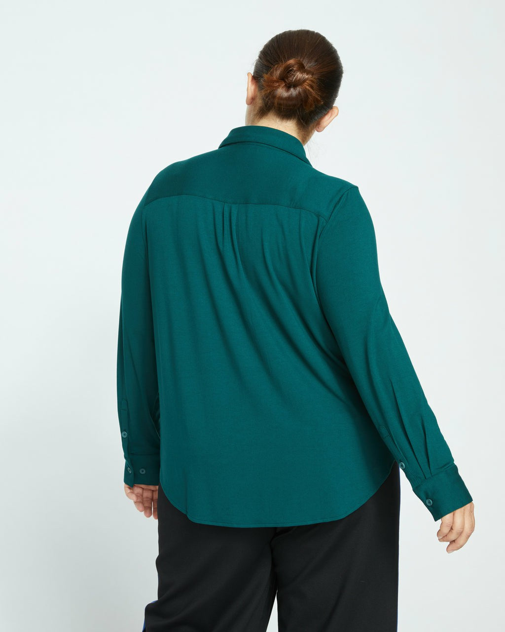 Elbe Liquid Jersey Shirt Classic Fit - Forest Green | Universal Standard