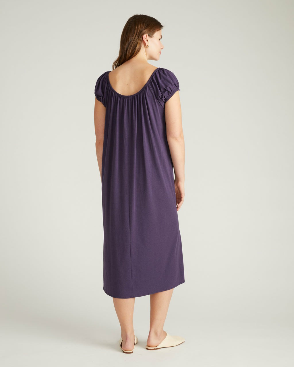 Lilian Long Sleep Dress - Anthracite | Universal Standard