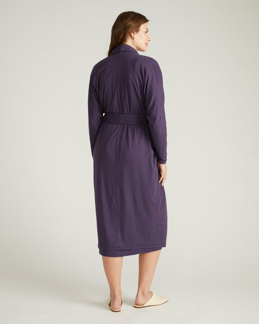 Daphne Lounge Robe - Anthracite | Universal Standard