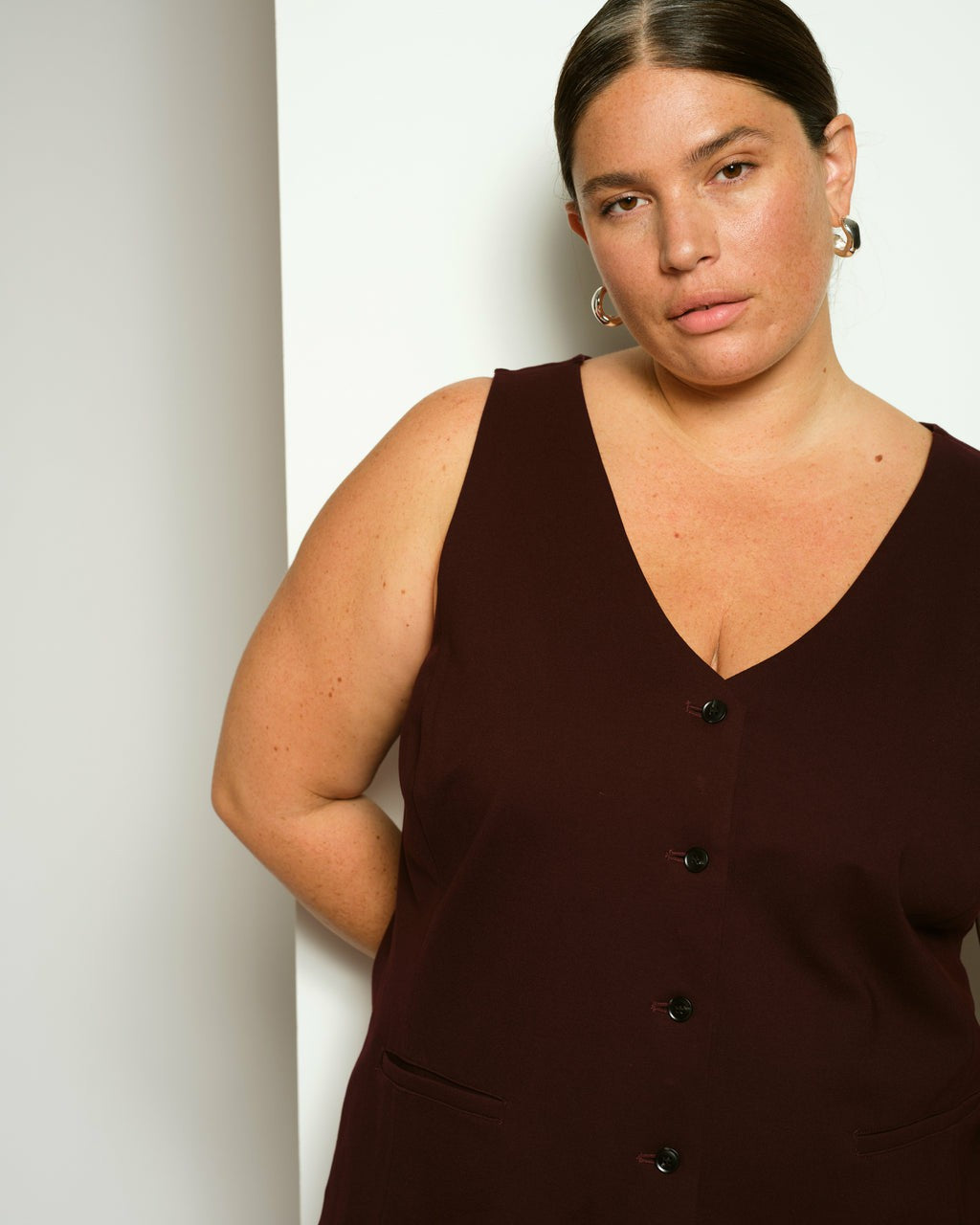 The Tailored Ponte Vest - Black Cherry | Universal Standard