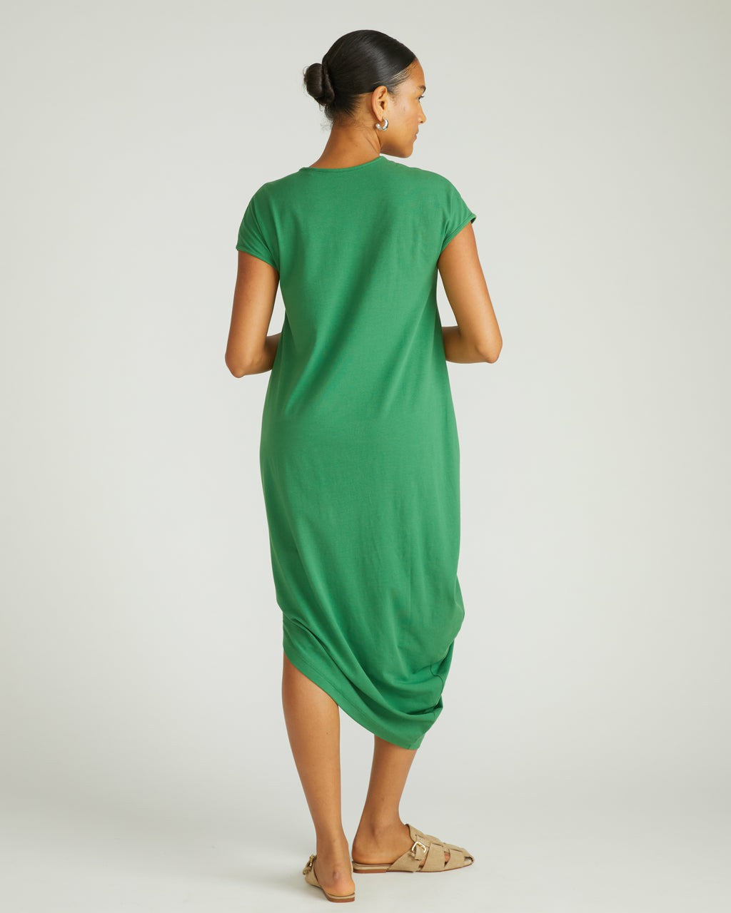 Iconic Geneva V-Neck Dress - Clover | Universal Standard