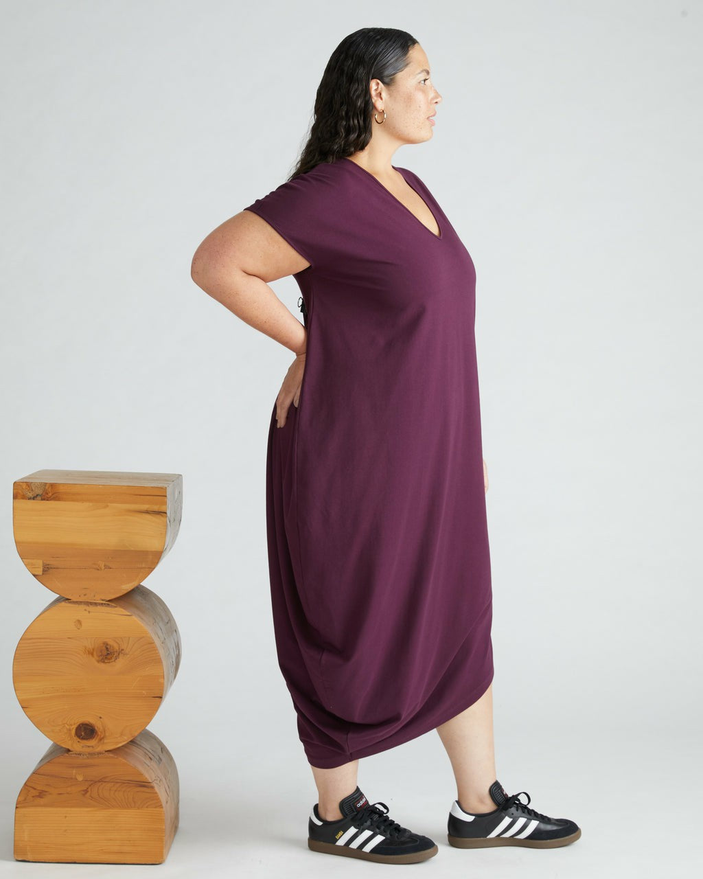 Iconic Geneva V-Neck Dress - Acai | Universal Standard