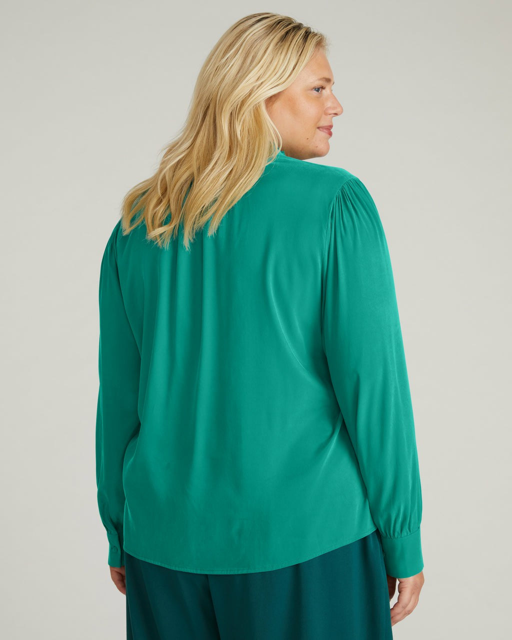 Endora Stretch Cupro Blouse - Green Tourmaline | Universal Standard