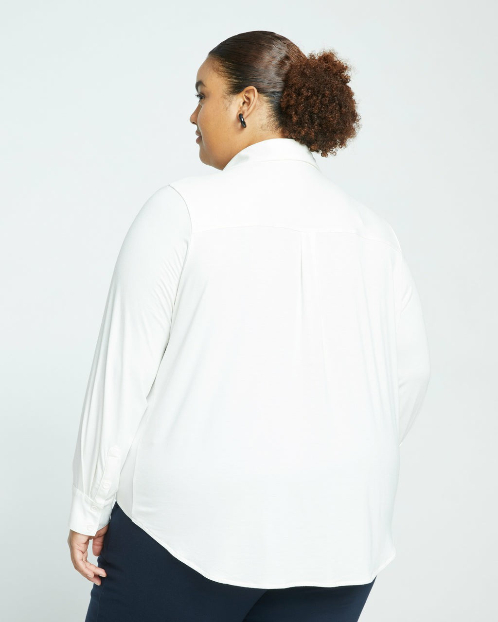 Elbe Popover Liquid Jersey Shirt Classic Fit - White | Universal Standard