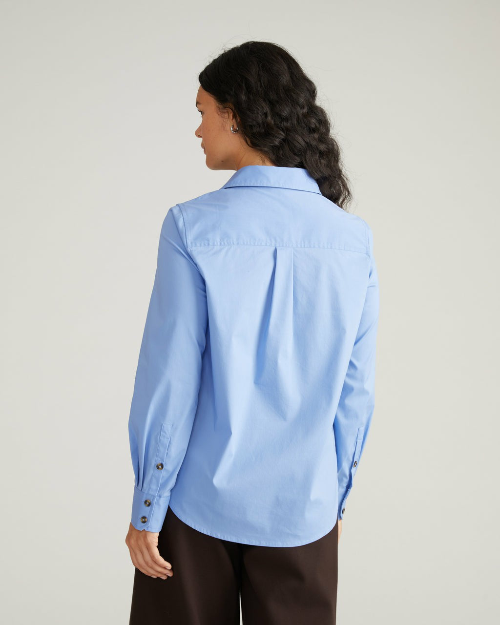 Elbe Stretch Poplin Shirt Classic Fit - Soft Blue | Universal Standard