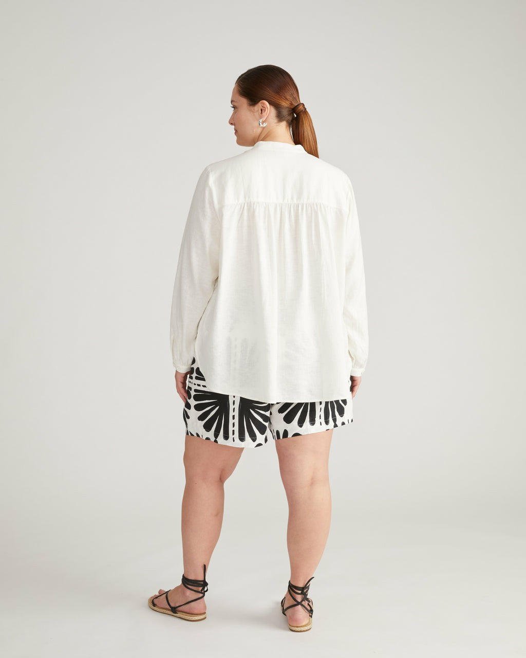 Avalon Linen Blend Blouse - Natural White | Universal Standard