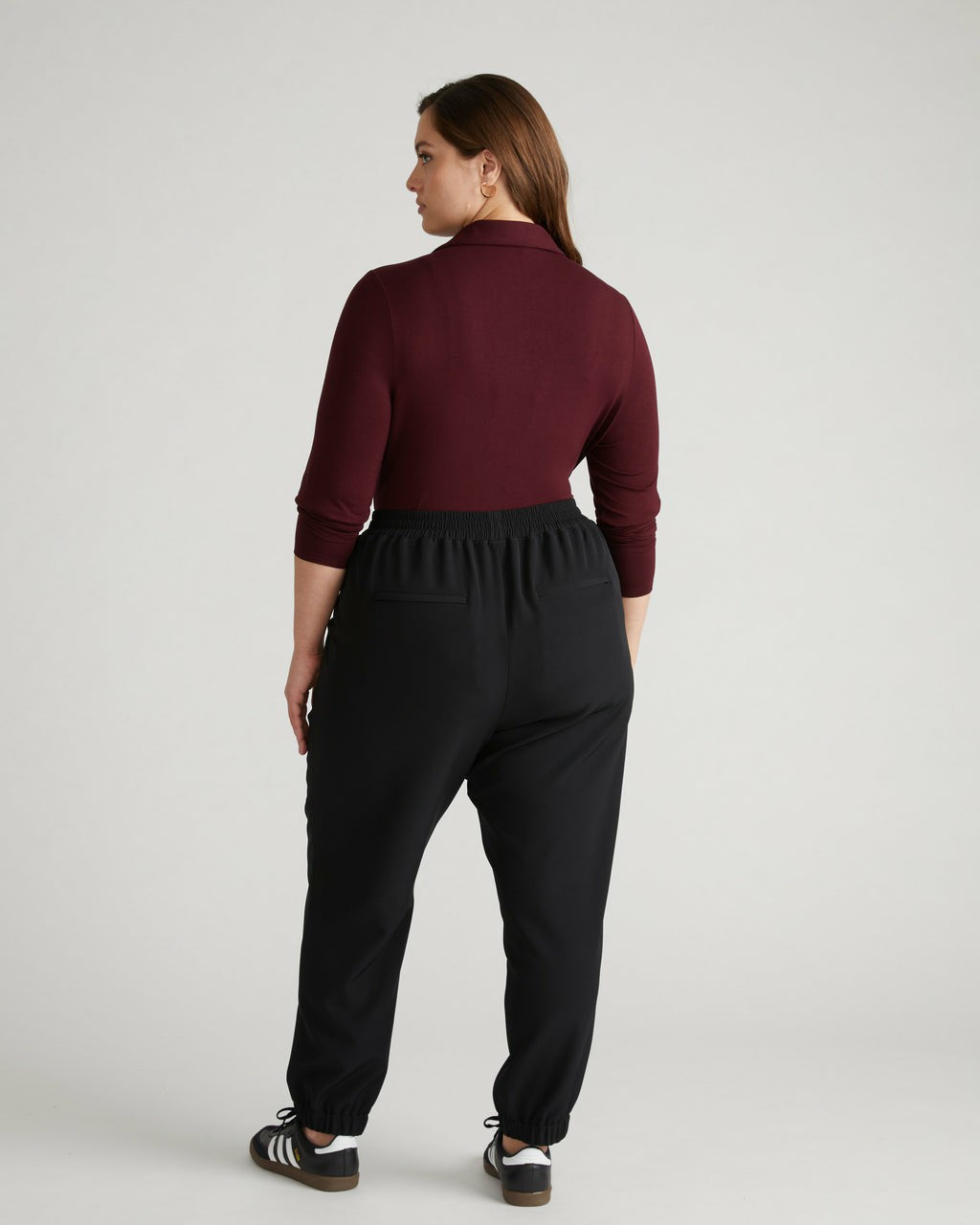 Go-Stretch Jogger - Black | Universal Standard