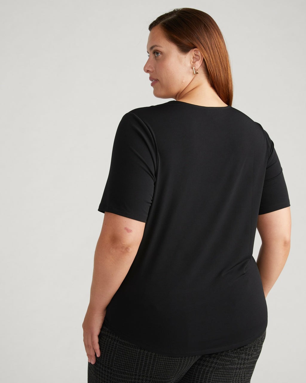Envelope Neck Viscose Jersey Top - Black | Universal Standard