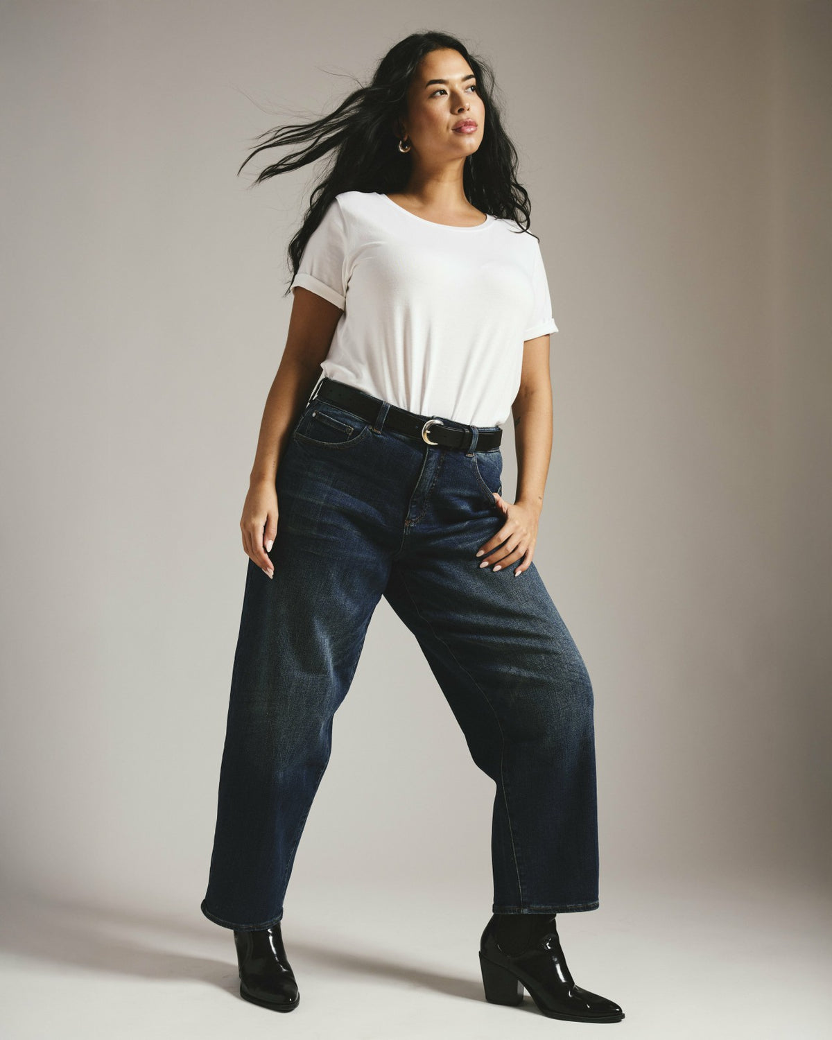 Lou High Rise Barrel Leg Jeans - Field Of Dreams Indigo | Universal Standard