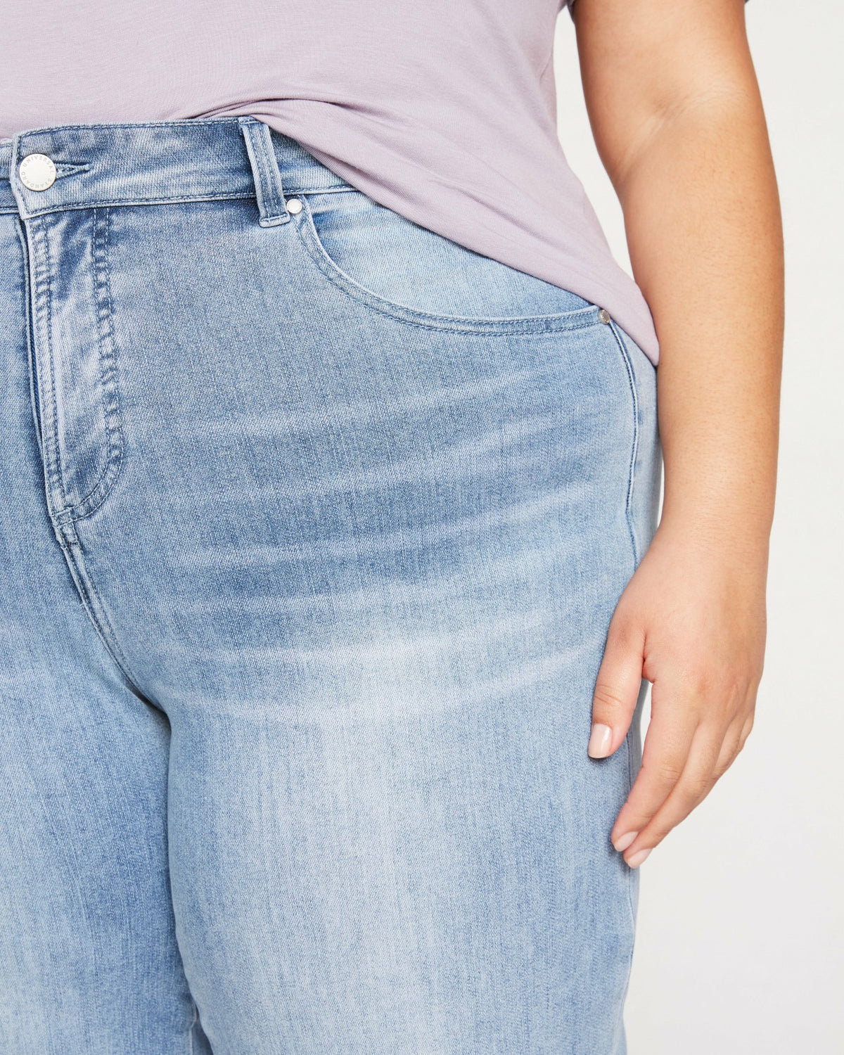 Bae Boyfriend Crop Jeans - Light Blue | Universal Standard