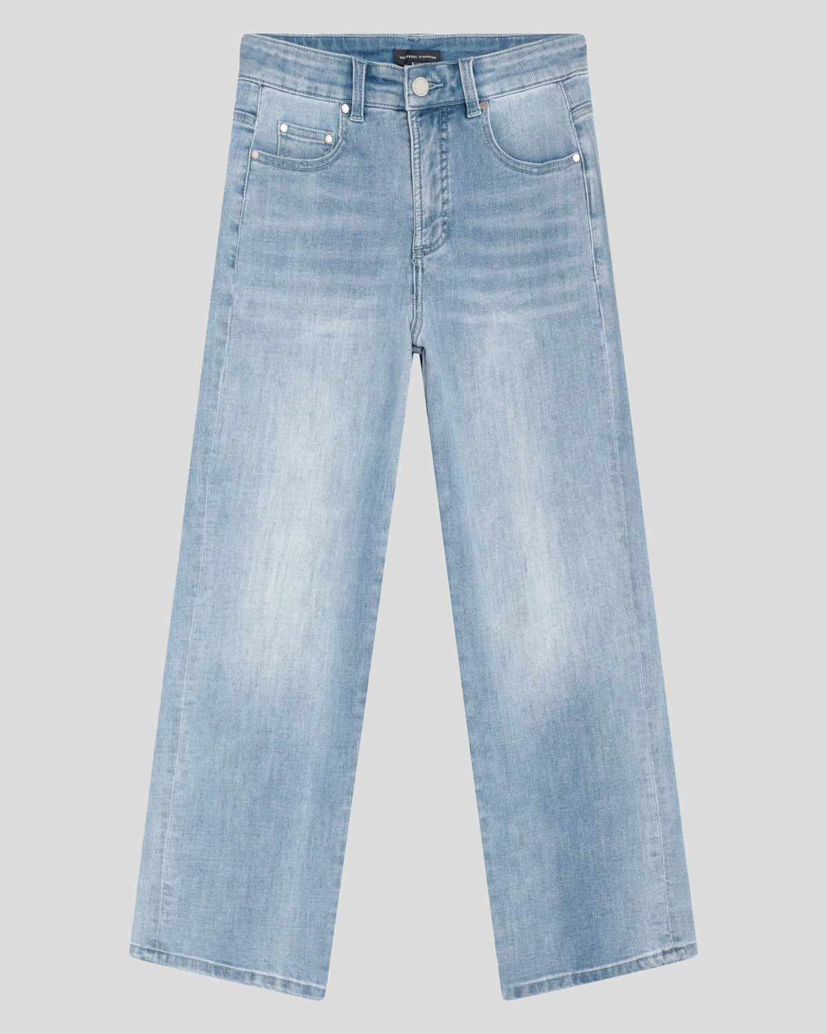 Bae Boyfriend Crop Jeans - Light Blue | Universal Standard