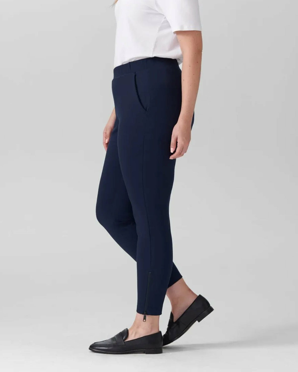 Moro Pocket Signature Ponte Pants - Navy | Universal Standard