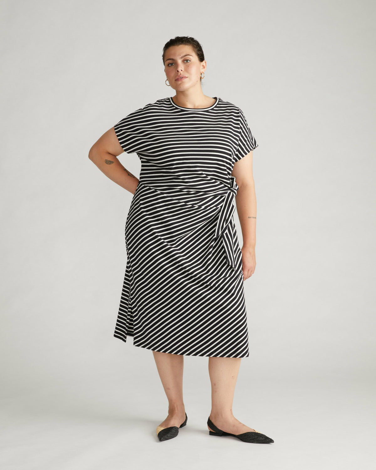 Crescent Breton Stripe Knot Dress - Black/White Stripe | Universal Standard