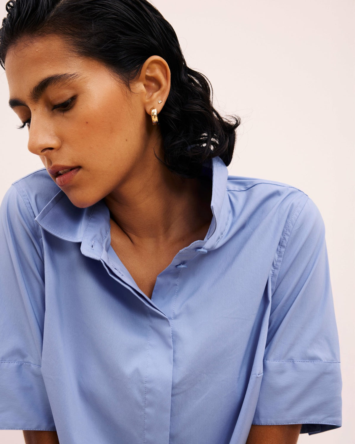 Elbe Stretch Poplin Short Sleeve Shirt - Soft Blue | Universal Standard