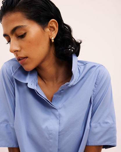 Elbe Stretch Poplin Short Sleeve Shirt - Soft Blue | Universal Standard