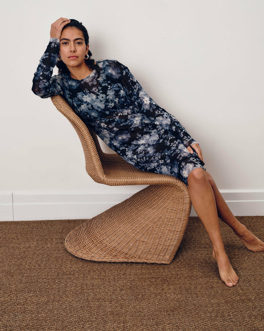 Thames Fog Dress - Tumbling Bouquet Print | Universal Standard