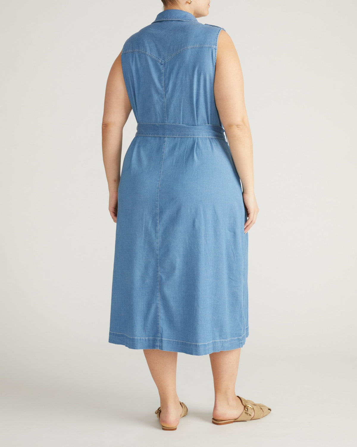Perfect Tencel Chambray Sleeveless Savannah Shirtdress - Cove Blue | Universal Standard