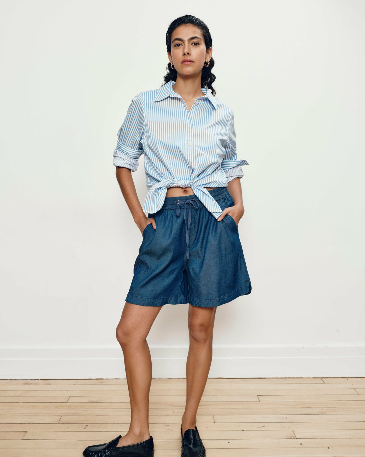Perfect Tencel Chambray Shorts - Midnight Blue | Universal Standard