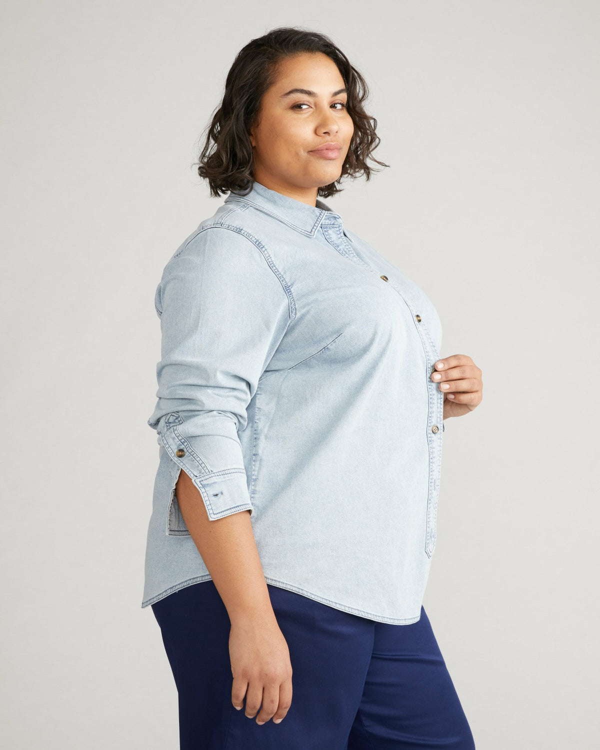 Minimalist Stretch Cotton Chambray Shirt - Heritage Blue | Universal Standard