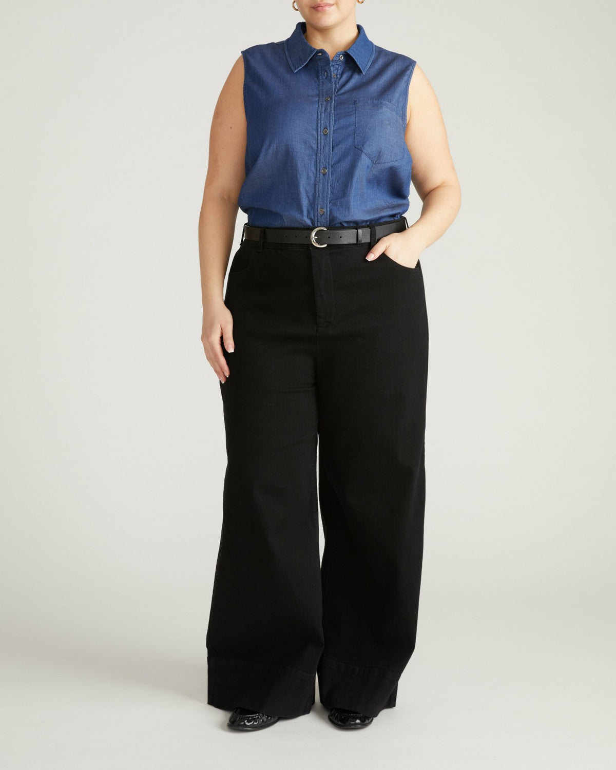 Perfect Tencel Chambray Sleeveless Shirt - Midnight Blue | Universal Standard