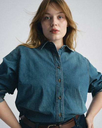 Minimalist Stretch Cotton Chambray Shirt - Union City Blue | Universal Standard