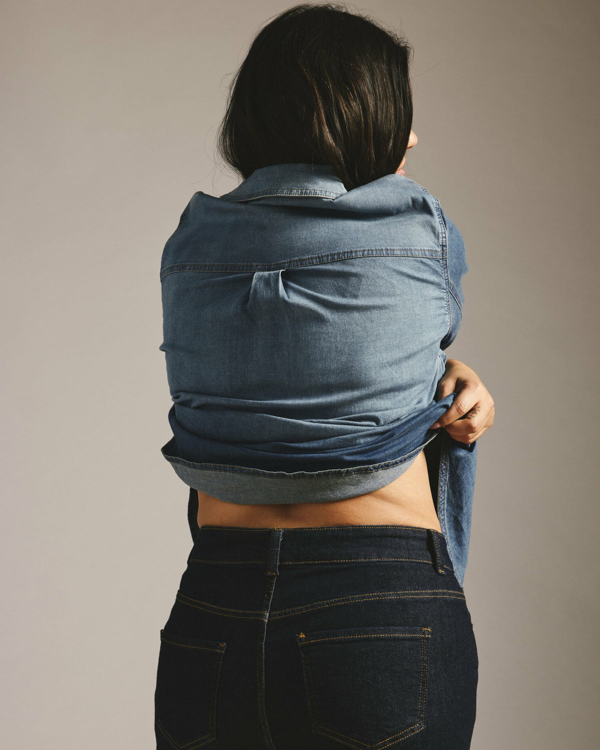 Minimalist Stretch Cotton Chambray Shirt - Union City Blue | Universal Standard