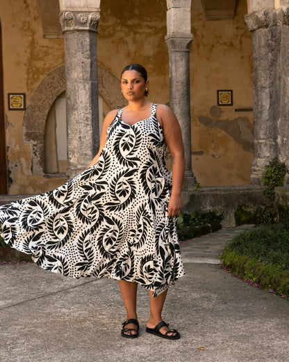 Sunshower Flowy Linen Blend Dress - Vine Print | Universal Standard
