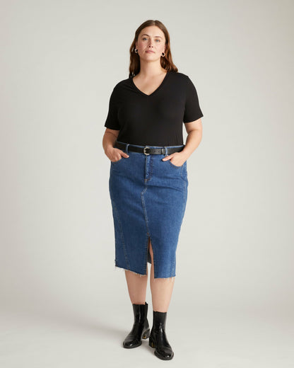 Light-As-Air V Rex - Black | Universal Standard