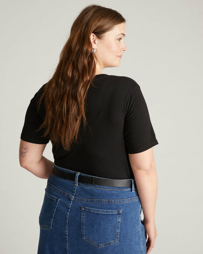 Light-As-Air V Rex - Black | Universal Standard