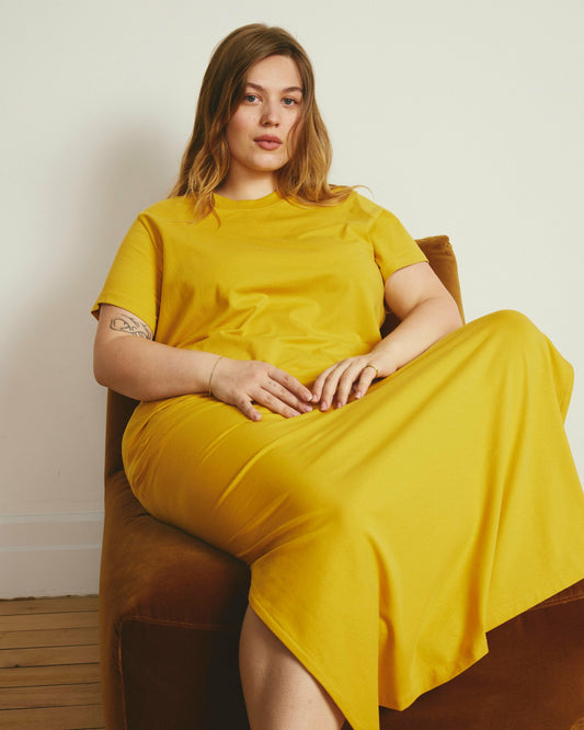 Halie Maxi T-Shirt Dress - Goldenrod | Universal Standard