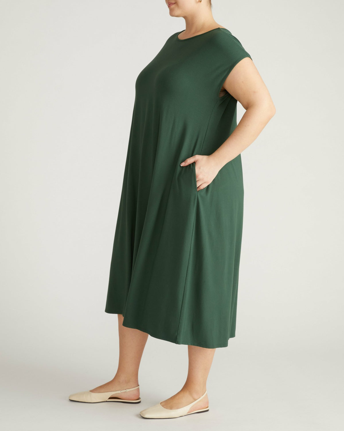 Capri Divine Jersey Flared Dress - Conifer | Universal Standard