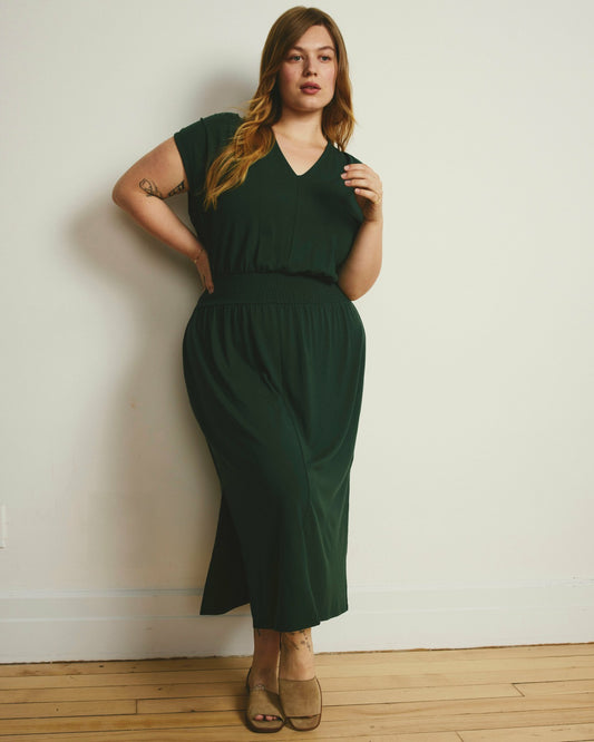 Tish Divine Jersey Kaftan - Conifer | Universal Standard