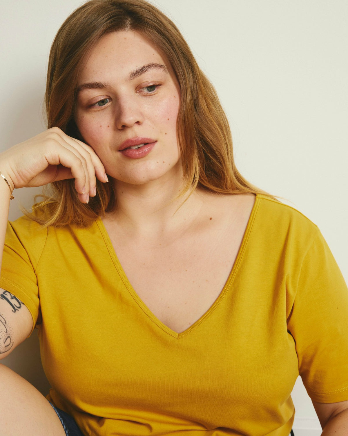 Double V Tee - Goldenrod | Universal Standard