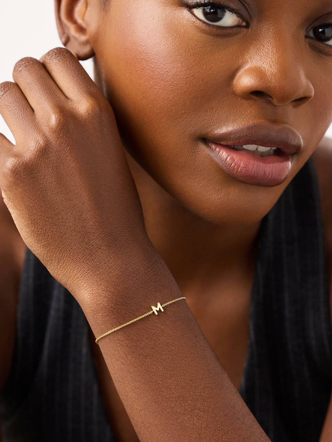 Ana Luisa Initial Bracelet - Letter Bracelet | Universal Standard