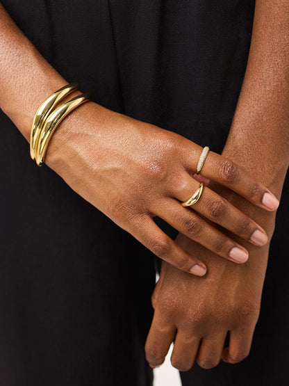 Ana Luisa Gold Bangle Bracelet - Talia | Universal Standard