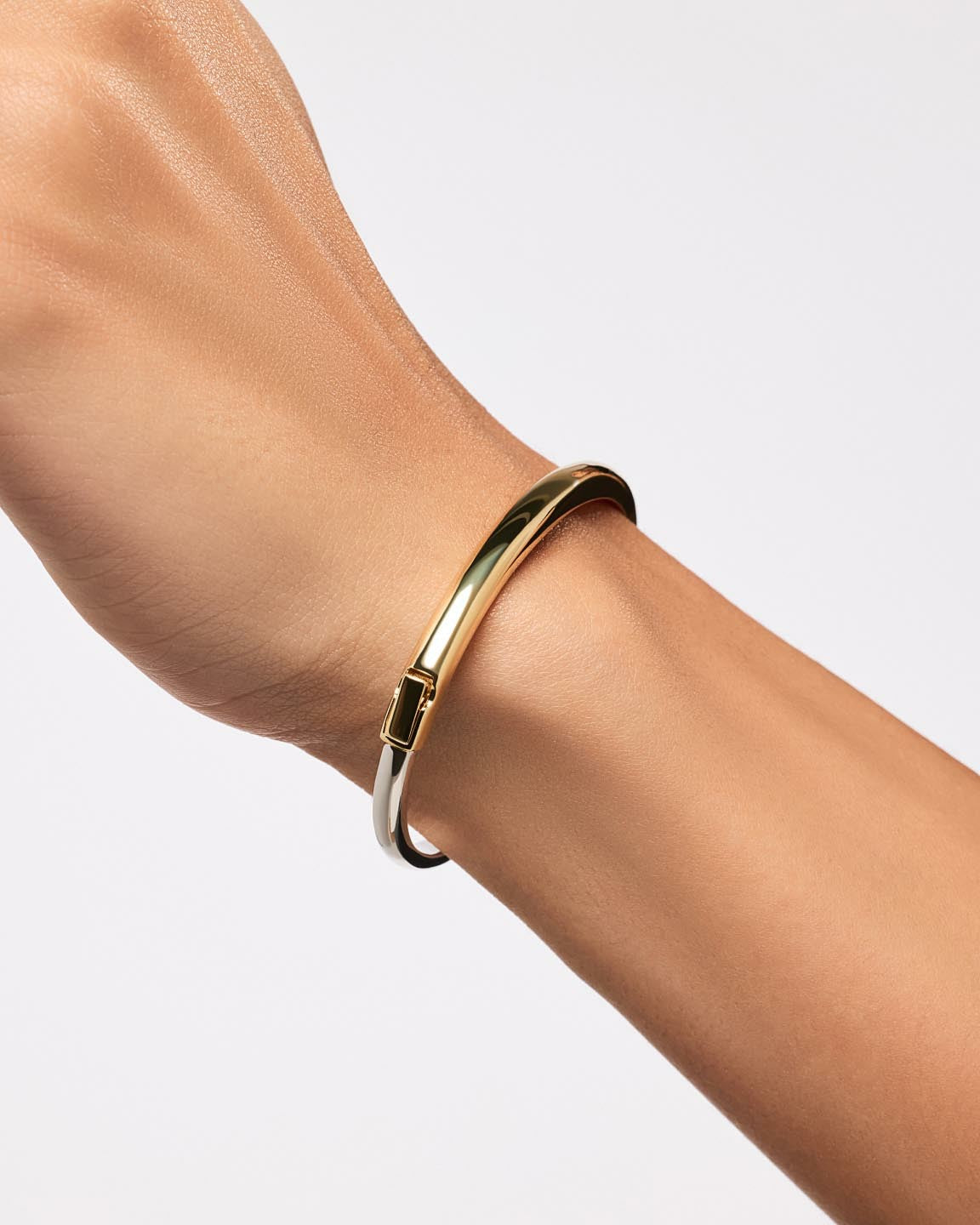 Ana Luisa Bangle Bracelet - Brynley Two Tone | Universal Standard