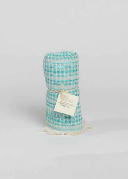 Hat Attack Waffle Beach Throw | Universal Standard