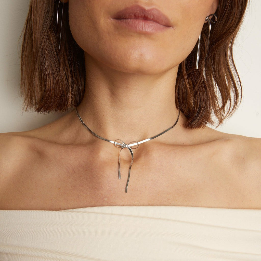 Aurate Herringbone Bow Choker | Universal Standard