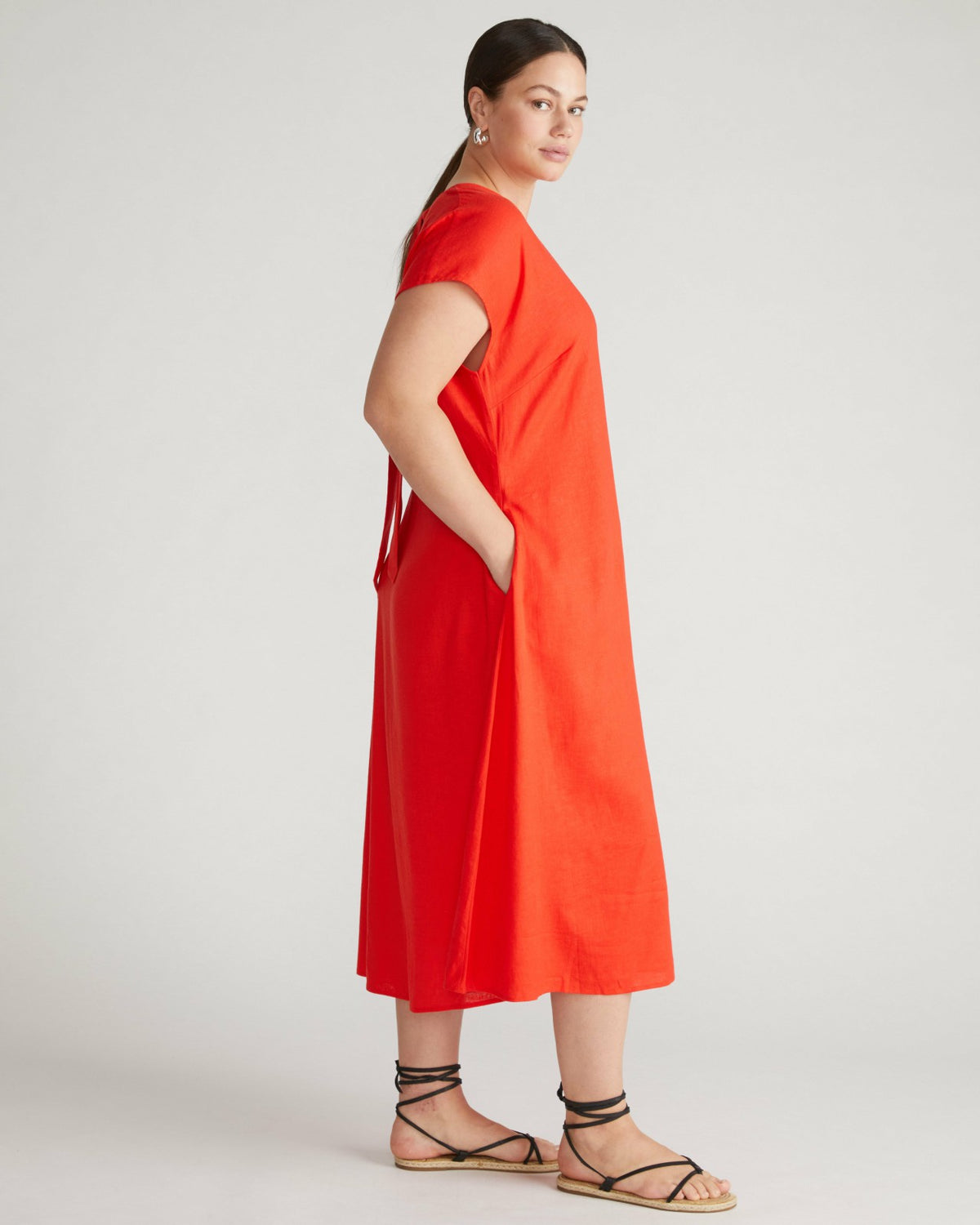 Louvre Bow Back Linen Blend Dress - Shoreline Sunset | Universal Standard