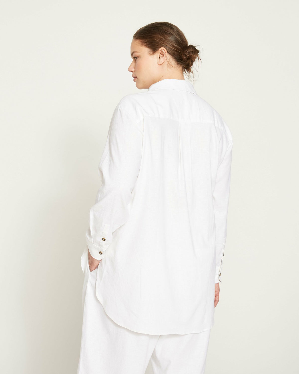 Dawn Linen Blend Hi Low Tunic - White | Universal Standard