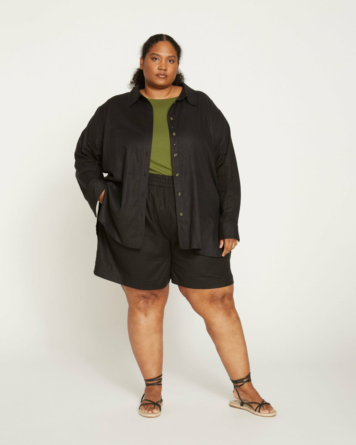 Dawn Linen Blend Hi Low Tunic - Black | Universal Standard