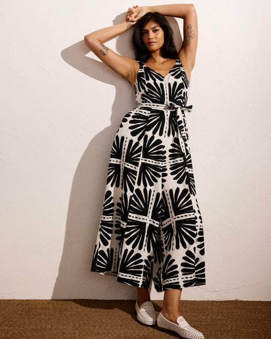 Promenade Linen Blend Jumpsuit - Ink Bloom Print | Universal Standard