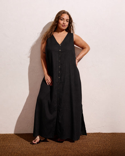 Islet Button-Down Linen Blend Maxi Dress - Black | Universal Standard