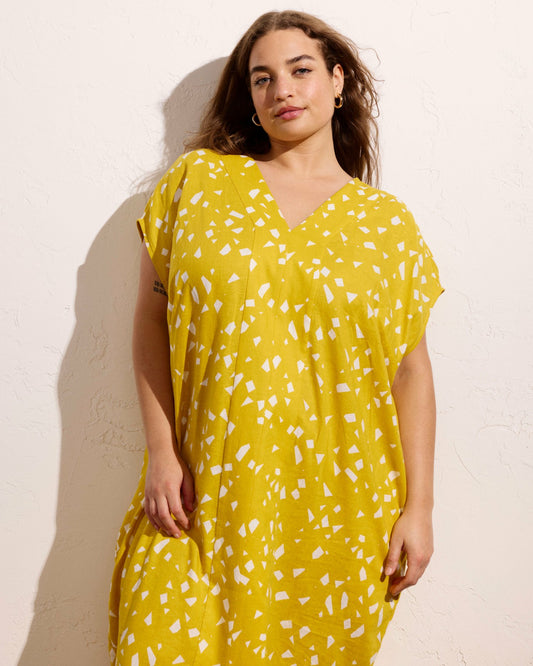 Cabana Linen Blend Kaftan - Yellow Confetti Print | Universal Standard