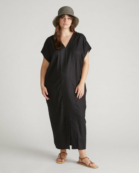 Cabana Linen Blend Kaftan - Black | Universal Standard