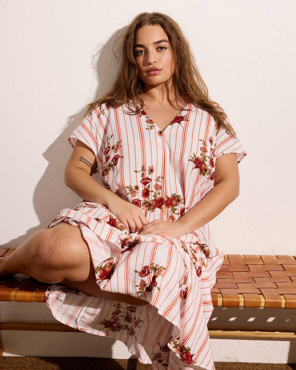 Louvre Bow Back Linen Blend Dress - Wild Flower Bouquet Print on Strip | Universal Standard