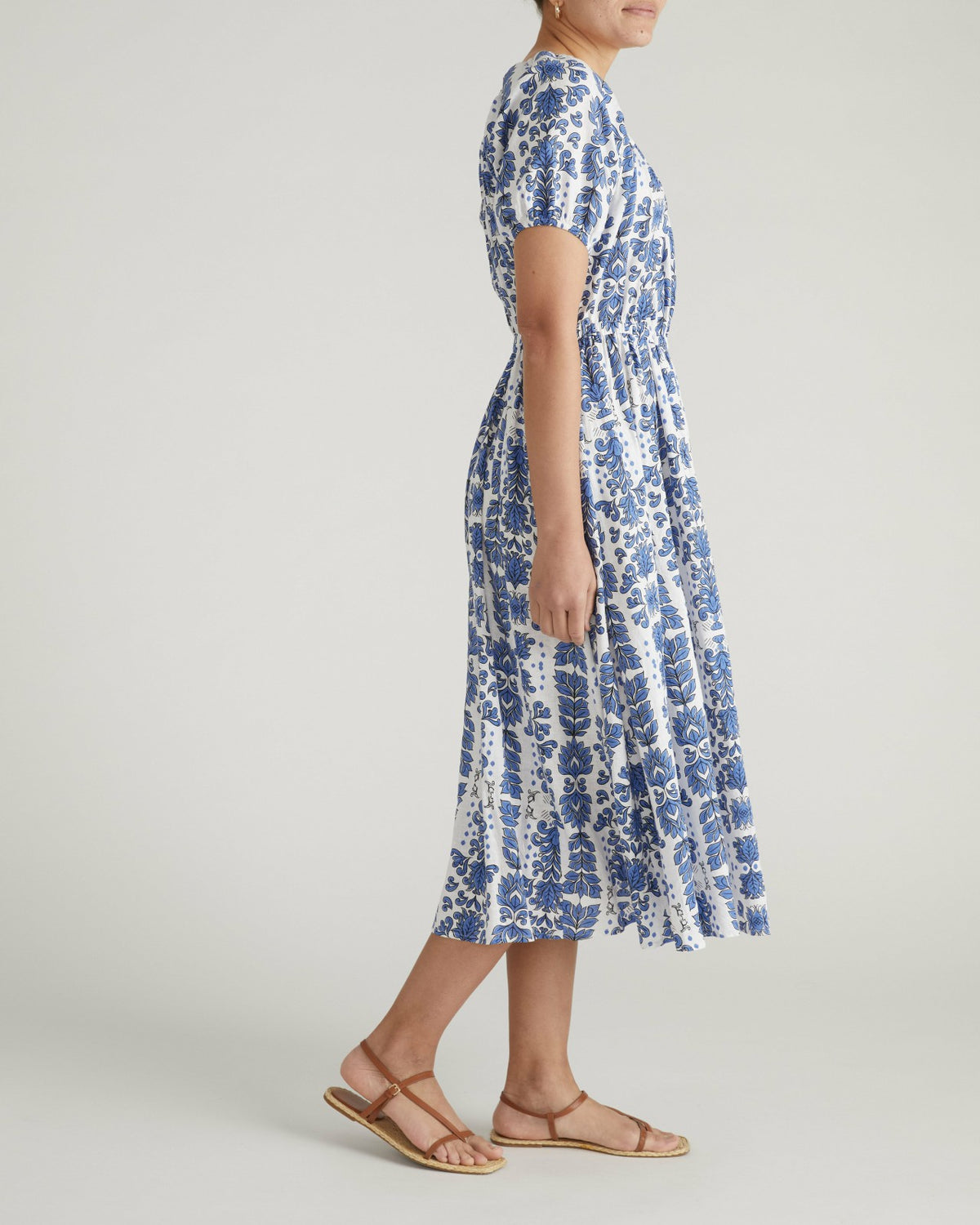 Andrea Linen Blend Dress - Rococo Beach Print | Universal Standard